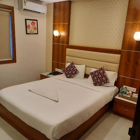 Address 24 Inn 벵갈루루 외부 사진