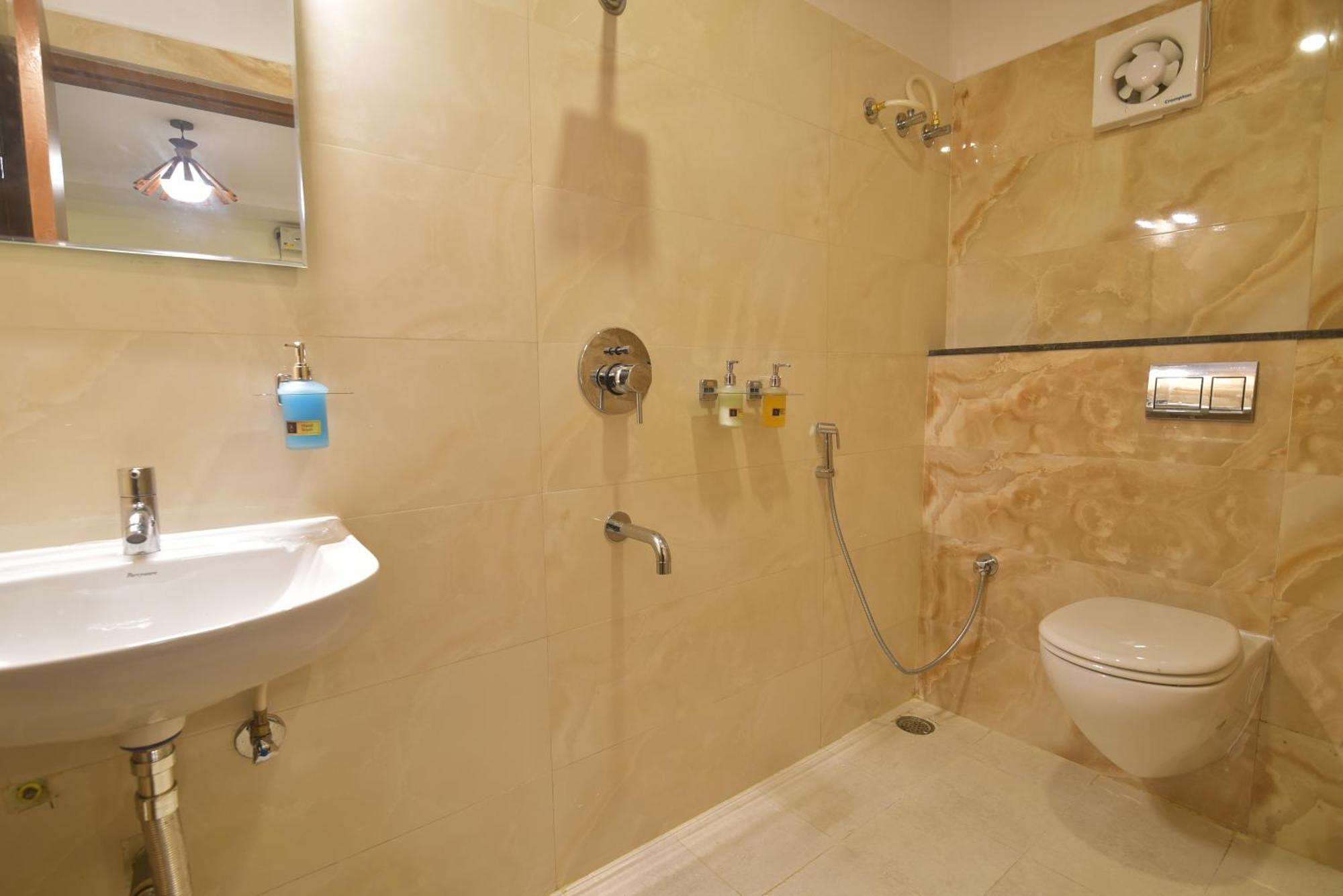 Address 24 Inn 벵갈루루 외부 사진